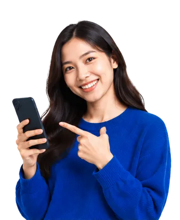 Wanita tersenyum sambil menunjuk layar ponsel yang menampilkan promo di Share Diskon.